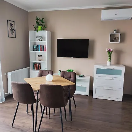 Marianna Apartman *